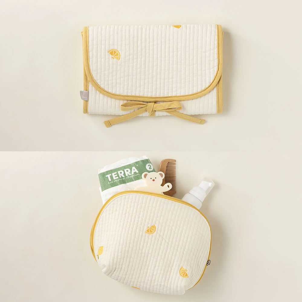 BABY’S DAY OUT BOX / CHANGING MAT+POUCH 12