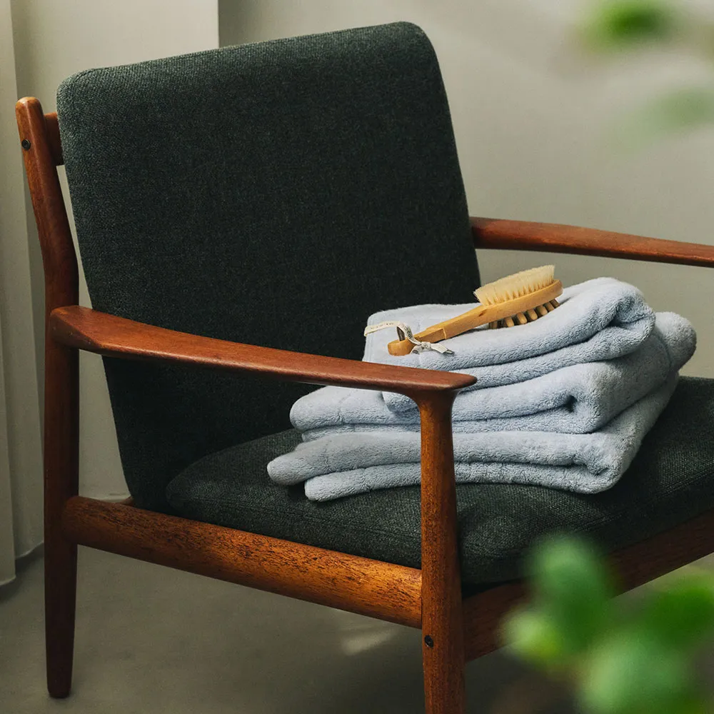 ハーフハンカチタオル2枚セット［オルシア］+バームクーヘン /  ピンク＆ブラック