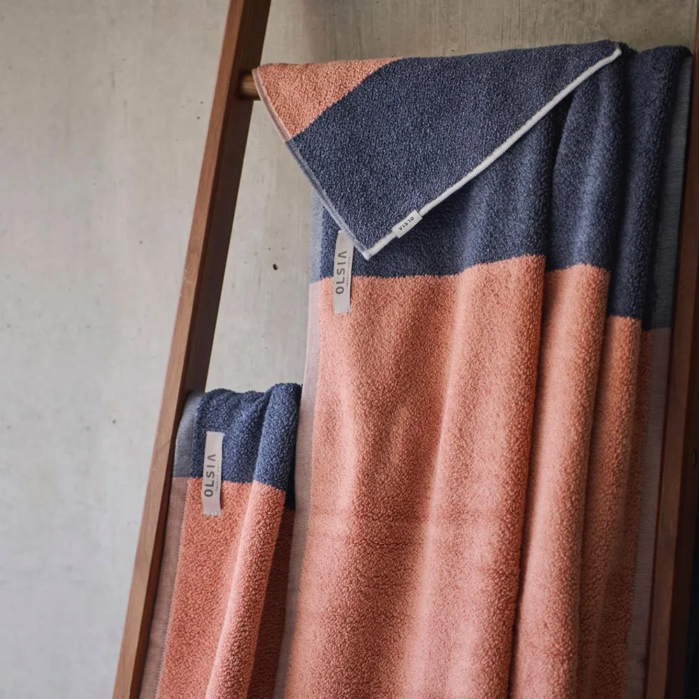 ハーフハンカチタオル2枚セット 全3種［オルシア］+バームクーヘン 9