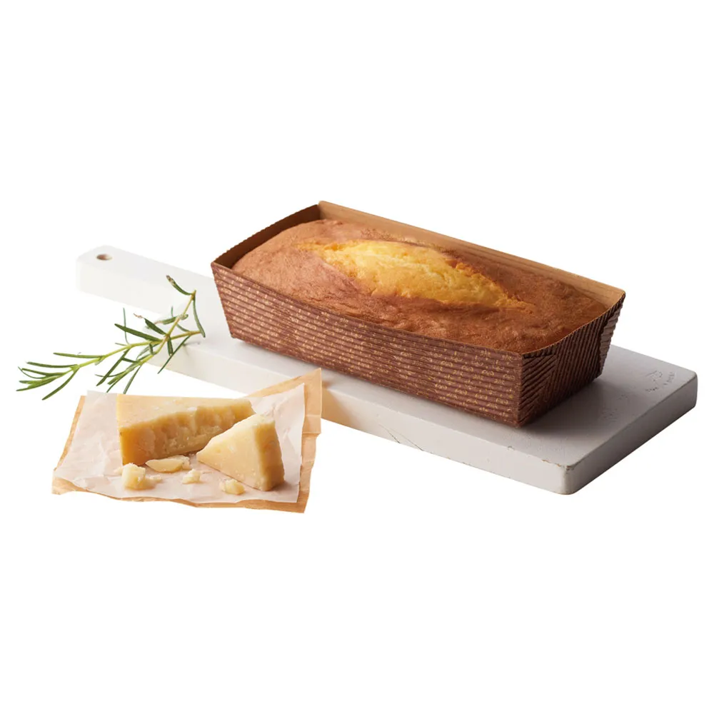 坂井宏行シェフ監修 チーズパウンドケーキ+コーヒー