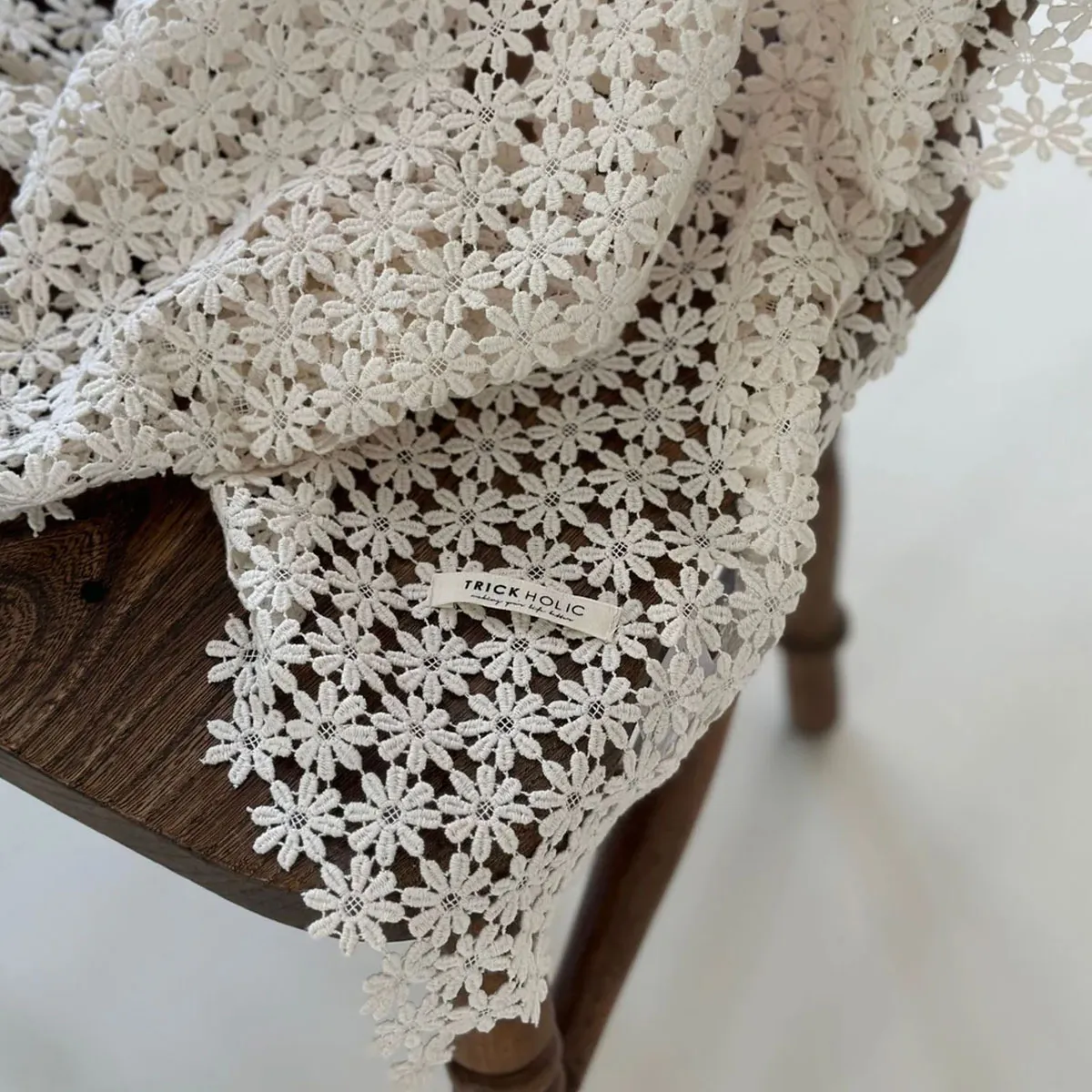 TRICK HOLIC BOX / SWADDLE+BEAR TAG / ガーデンフラワー［トリックホリック］ A