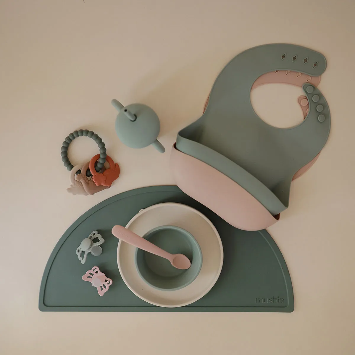 ティーシングリング / Dino［ムシエ］