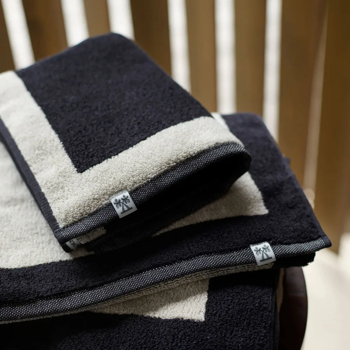 AMBIENT TOWEL / FACE TOWEL / チャコール［ロイヤル-フェニックス オブ ザ シーズ］ 6