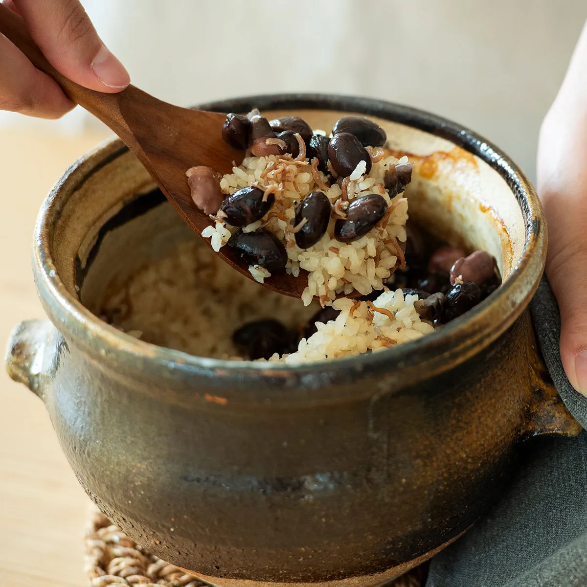 【母の日限定】黒豆茶と炊き込みご飯の素のセット［霧の朝］ 6